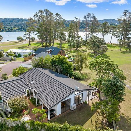 Pauanui Beach House Suntrap Екстер'єр фото