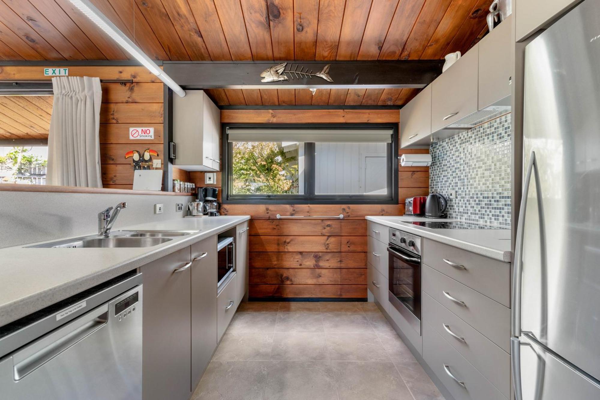 Pauanui Beach House Suntrap Екстер'єр фото