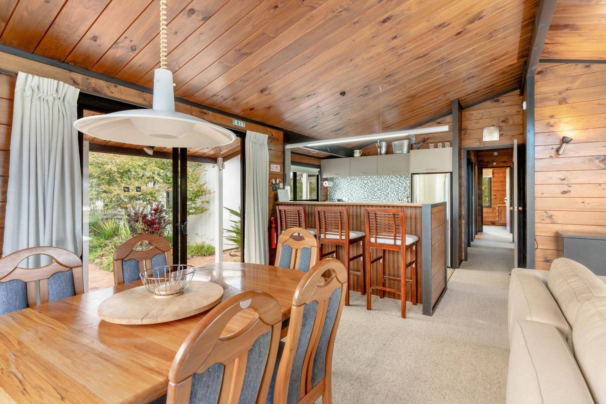 Pauanui Beach House Suntrap Екстер'єр фото