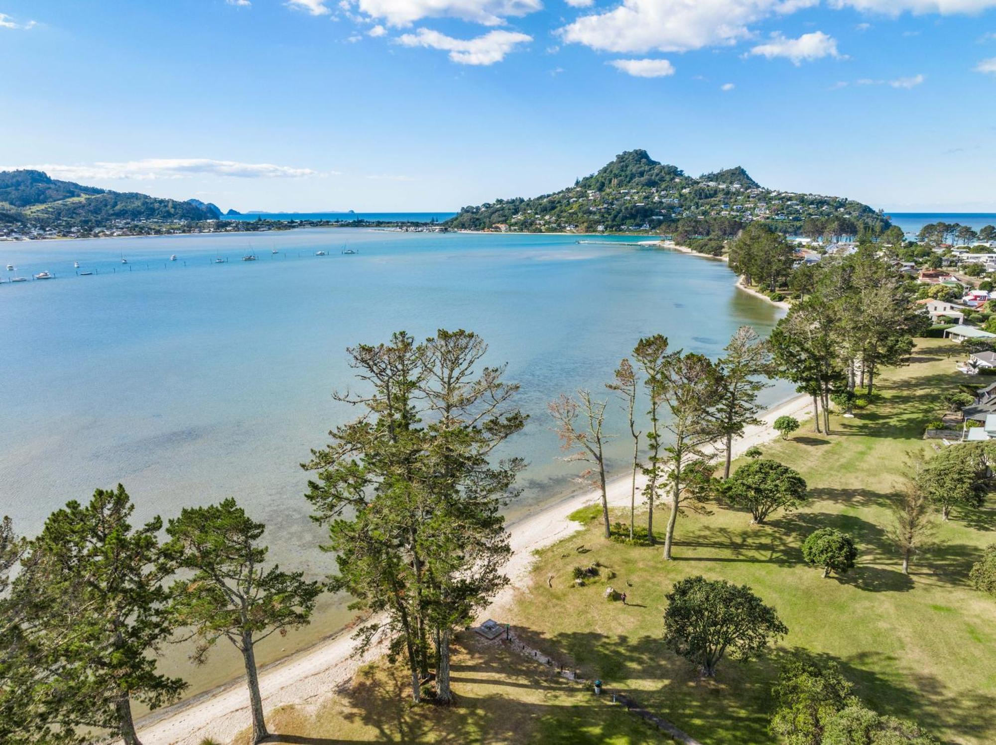Pauanui Beach House Suntrap Екстер'єр фото
