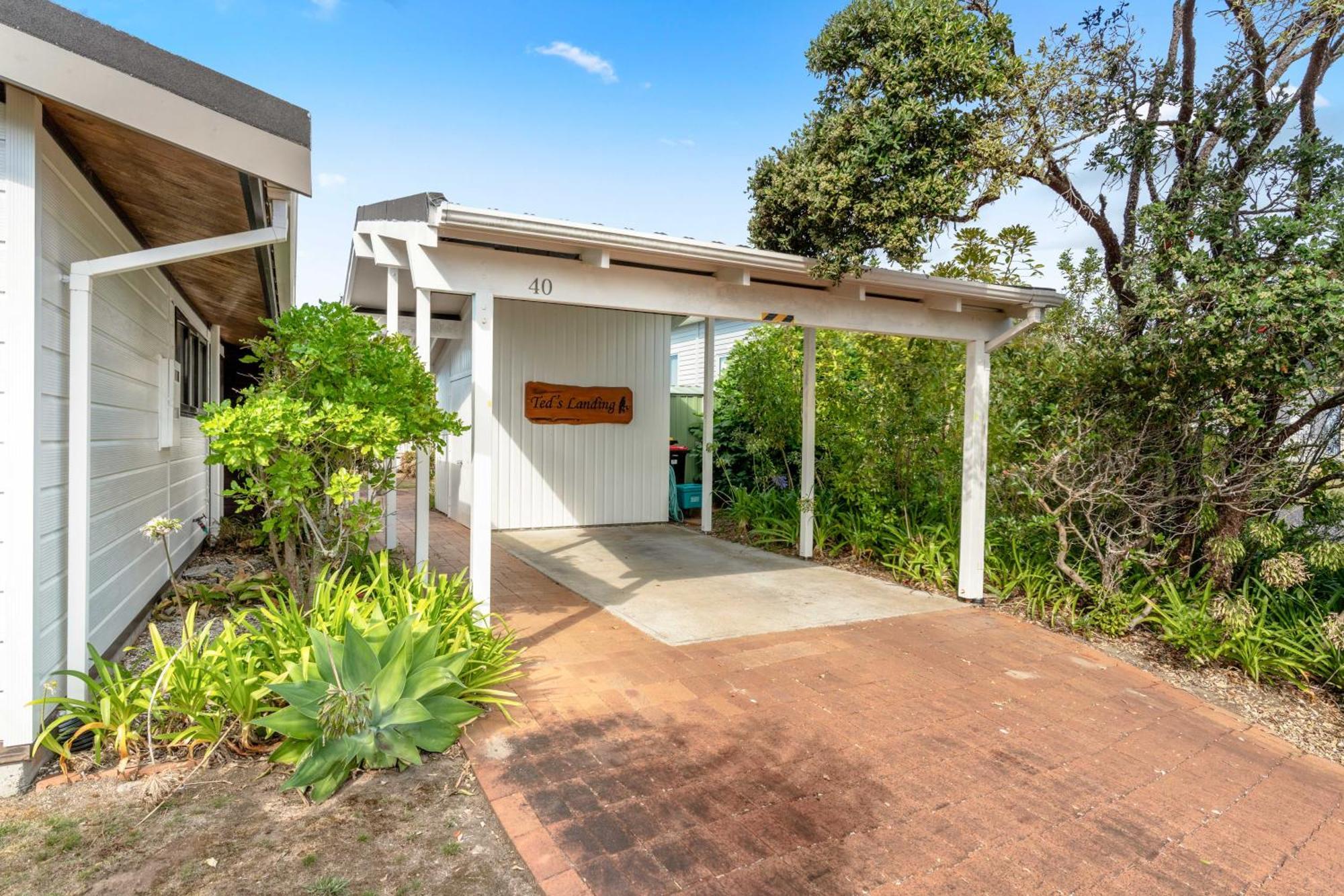 Pauanui Beach House Suntrap Екстер'єр фото